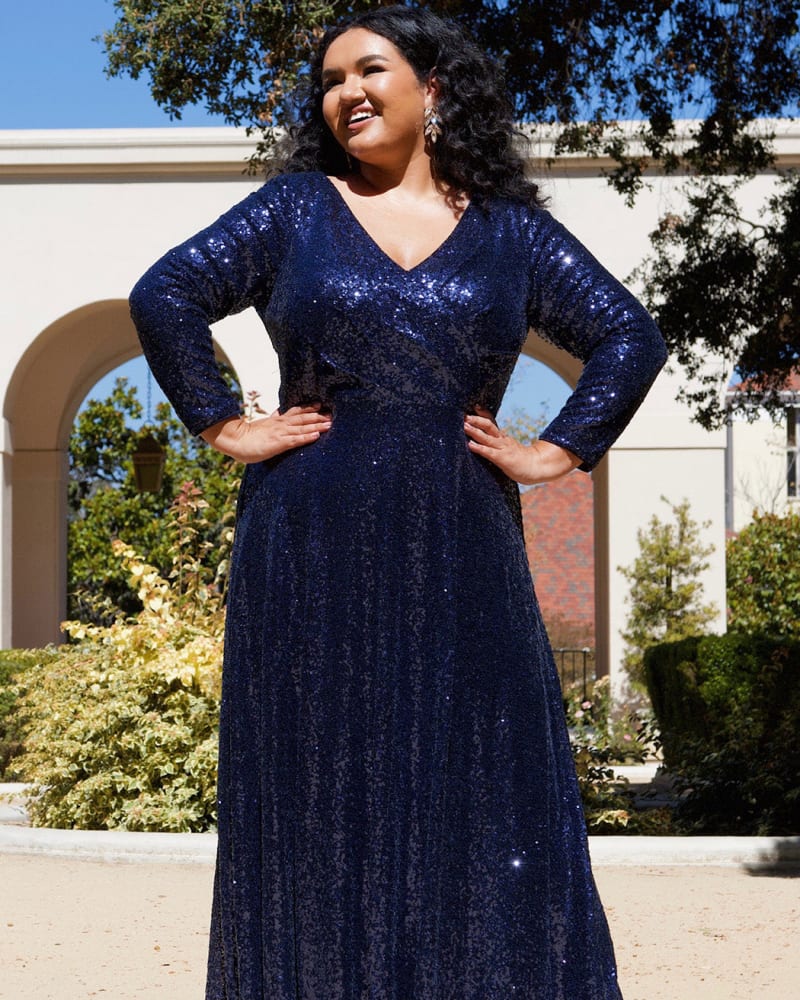 Navy blue evening gown plus size on sale